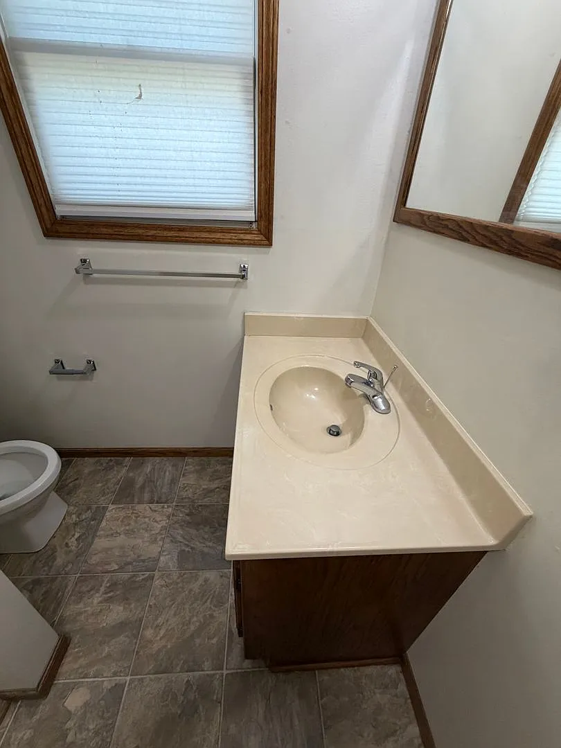 Walnut — Photo 3