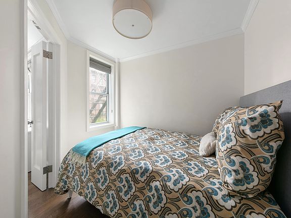 5th image of 350 Bleecker St APT 2C