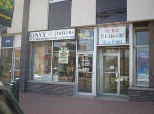 2013 Lemoine Ave, Fort Lee, NJ 07024