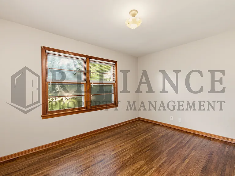 1620 E Selma St — Photo 42