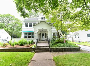 36 4th Ave, Fairport, NY 14450