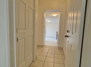 93 Barton St E #3, Hamilton, ON L8L2X7
