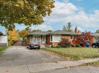 477 Scott St #BASEMENT, Saint Catharines, ON L2M3X1