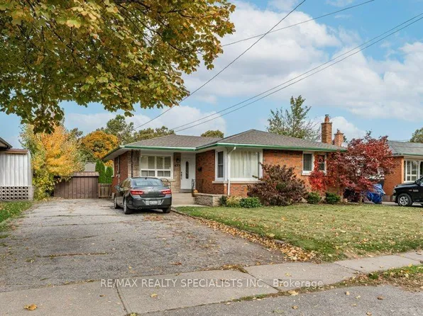 477 Scott St #Basement, Saint Catharines, ON L2M 3X1