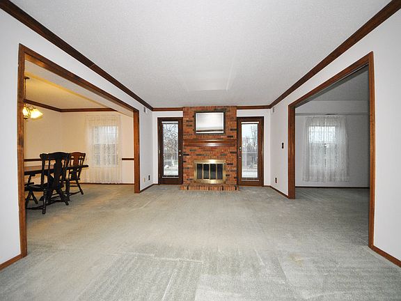 4th image of 312 Clayton Crossing Dr APT 105