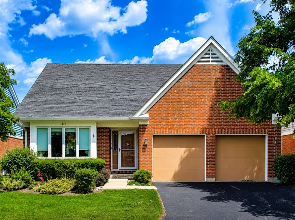 1819 Normandy Ct, Arlington Heights, IL 60004