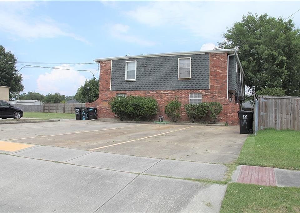 1st image of 2530 Illinois Ave