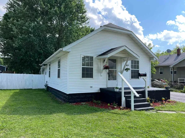 644 Helen St, Mount Morris, MI 48458