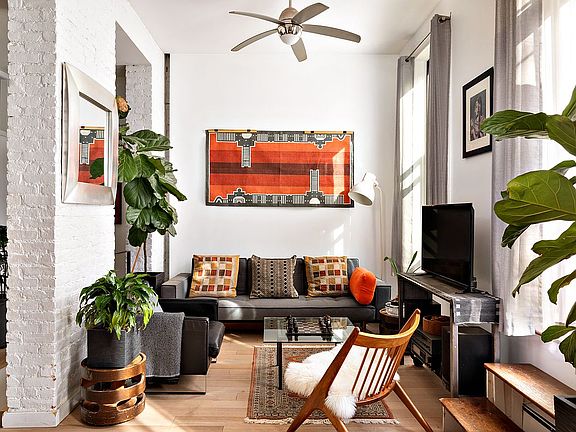 3rd image of 210 President St APT 1R