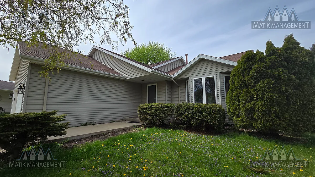 Building Photo - 5605 Nancy Ln NW