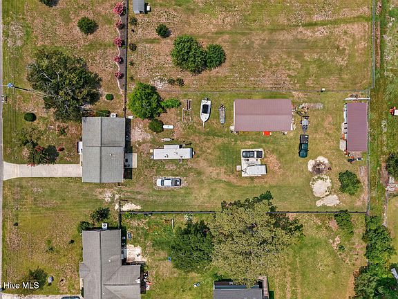 3rd image of 342 Scottsdale Drive