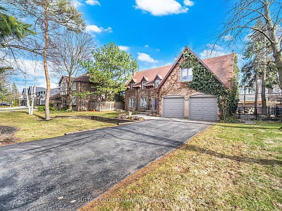 5th image of 2090 Mississauga Rd