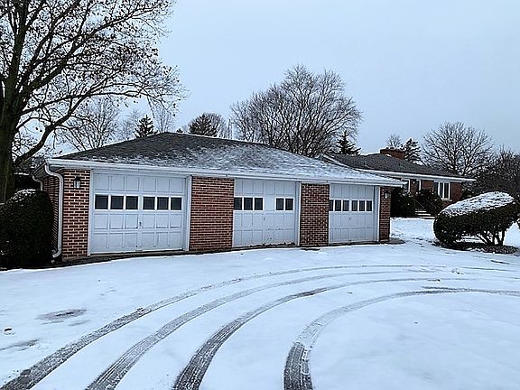 5th image of 2500 Crystal Dr