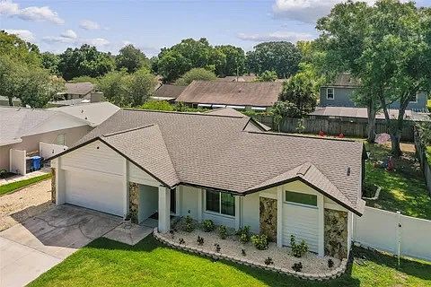 2nd image of 14905 Salamander Pl