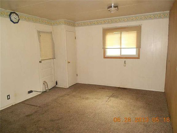 5th image of 1409 Southside Dr