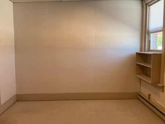 3rd image of 314 1/2 N Pine St APT 4