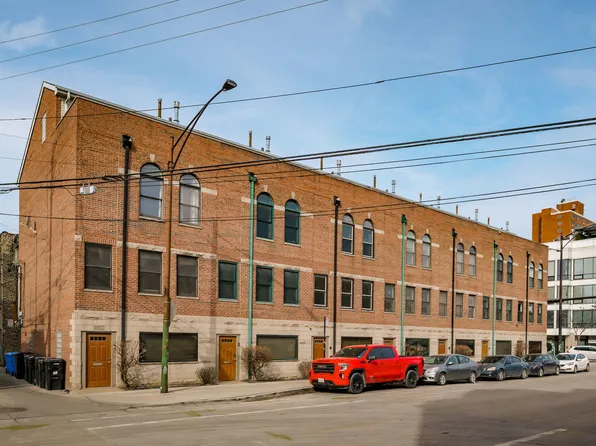 750 N Noble St APT A, Chicago, IL 60642