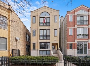 3041 N Racine Ave #3, Chicago, IL 60657