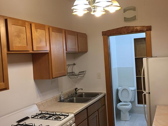 5th image of 5401 S Harper Ave #G