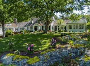 124 Farm St, Dover, MA 02030