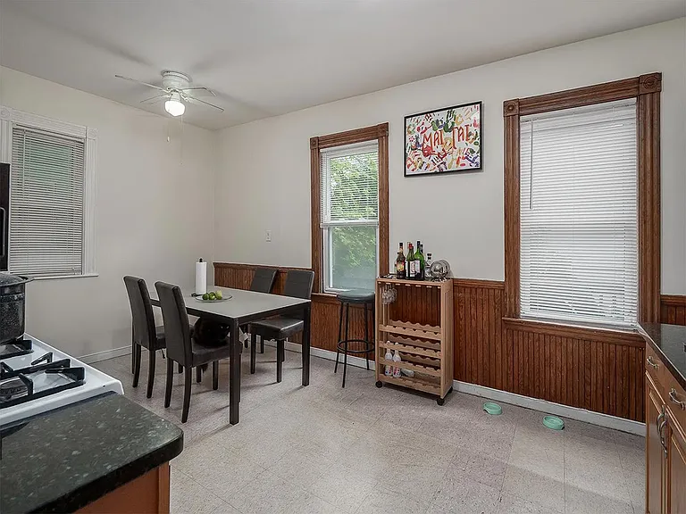 47 Saint Margaret St #1 — Photo 5