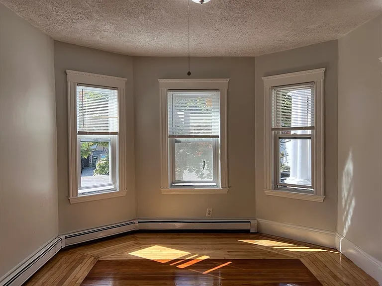 96 Bristol Rd #1 — Photo 7