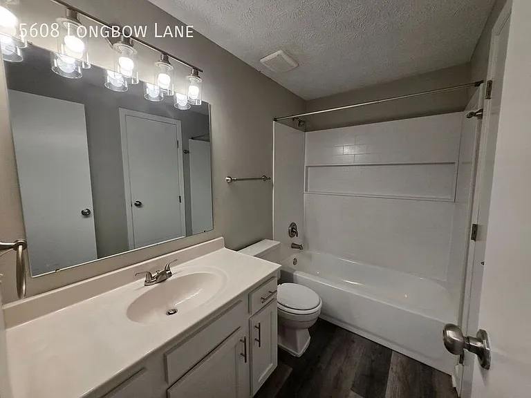 5608 Longbow Ln — Photo 15