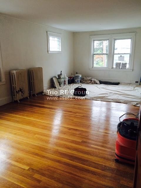 2nd image of 43 Carroll St