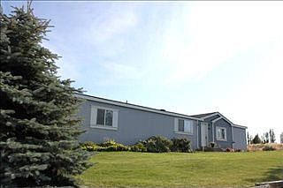 1st image of 202 Caldona Ave