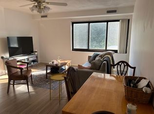 2130 Massachusetts Ave APT 2B, Cambridge, MA 02140