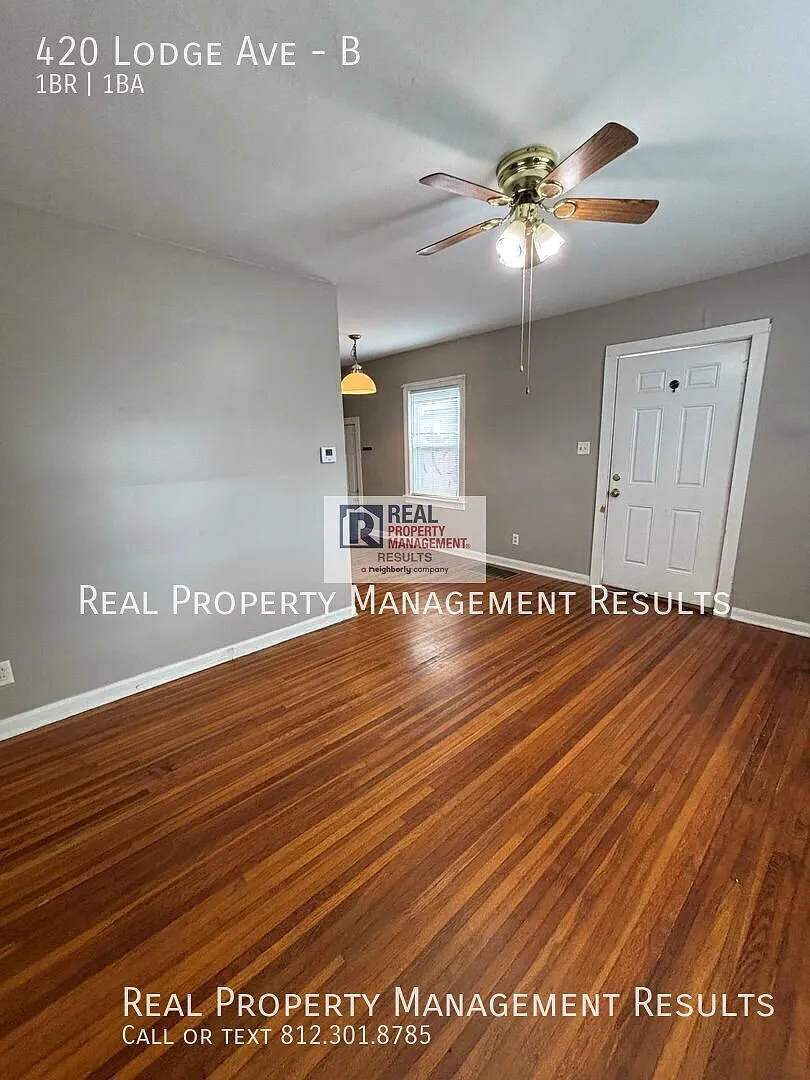 East Side Living Near Schools, Shopping & University of Evansville — Photo 3