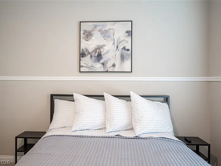 641 Solitude Point Ave — Photo 36