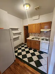 Rented by Apple Exclusive Realty Inc