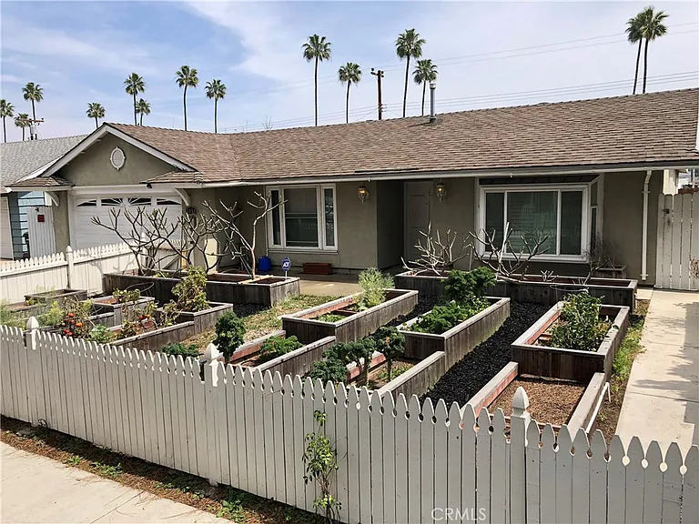 3058 Madison Ave — Photo 14