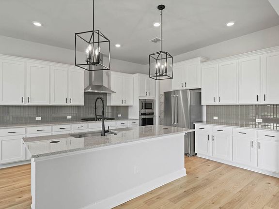 The kitchen has a convenient kitchen island.