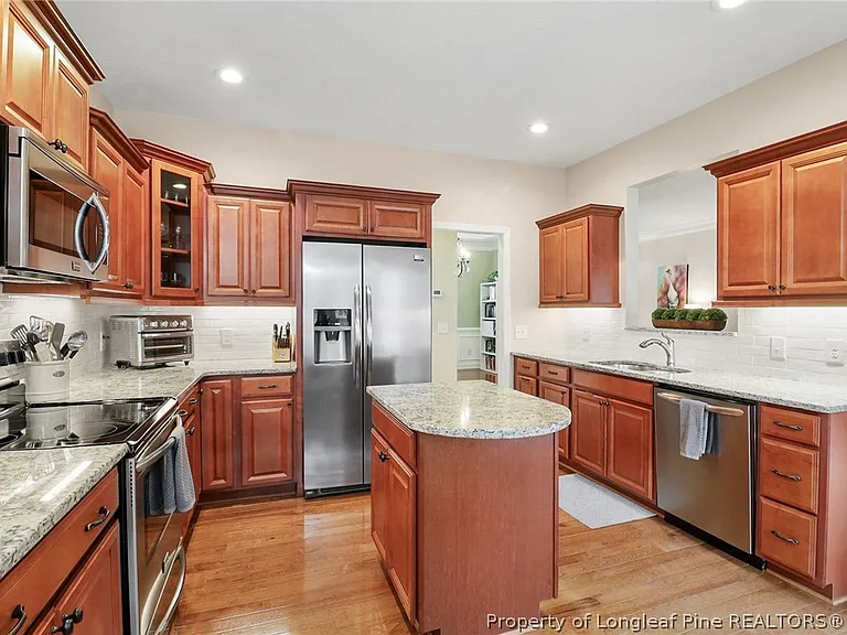 15 Wampanoag Ln — Photo 12