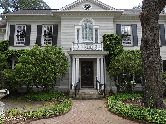 4th image of 223 Country Club Drive