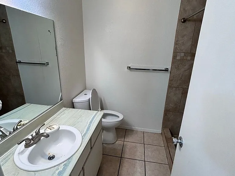 1132 Paseo Juanita #D — Photo 28