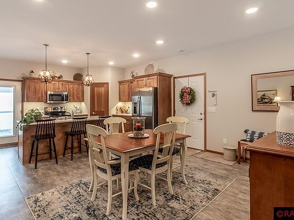 4th image of 3110 Prairie Rose Dr