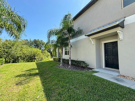 3rd image of 9650 Pembrooke Pines Dr