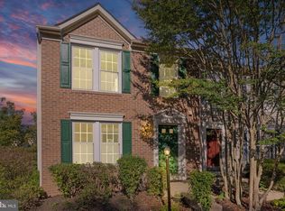 19942 Upland Ter, Ashburn, VA 20147