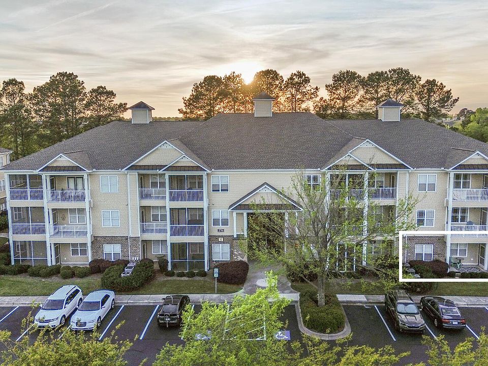 1st image of 270 Woodlands Way Unit 2
