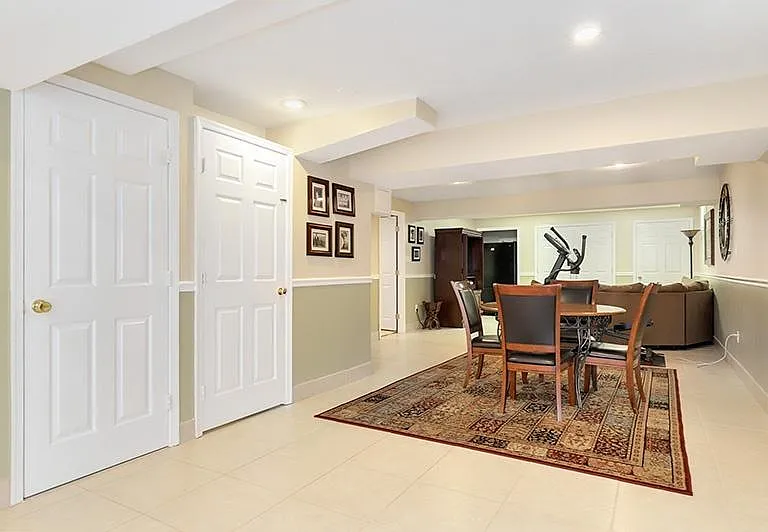 8907 Jameson St — Photo 37