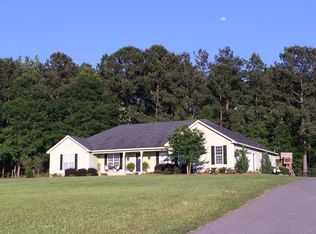 143 Willow Ridge Cir, Thomasville, GA 31757