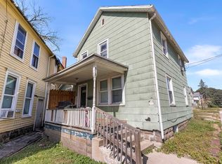 918 S State Ave, Freeport, IL 61032