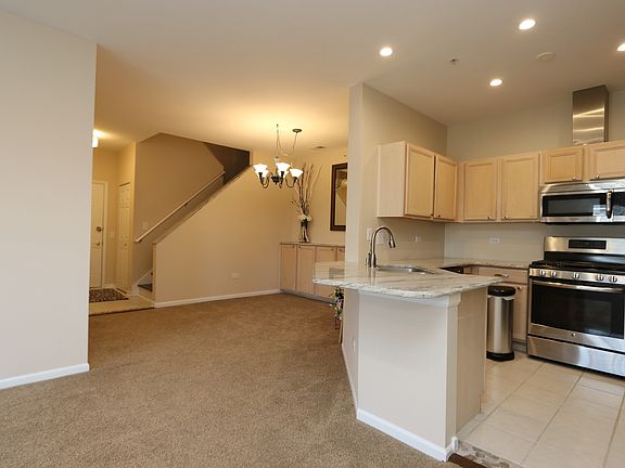 5th image of 3333 Stratford Ct Unit 3E