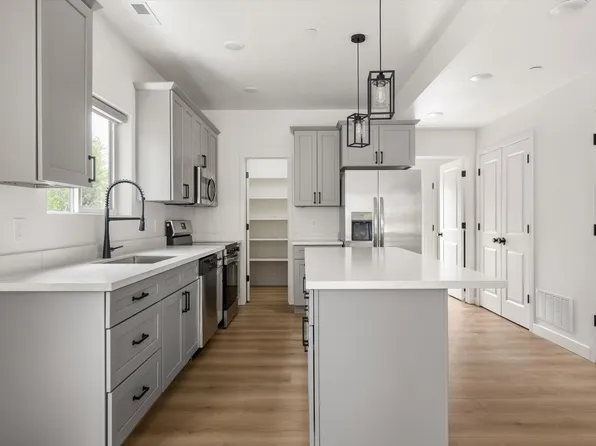 4433 S Garden Dr, Salt Lake City, UT 84124
