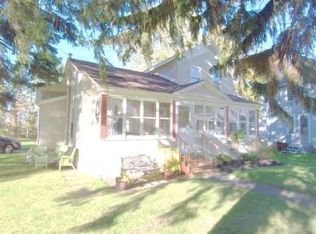 24 Chestnut St, Batavia, NY 14020