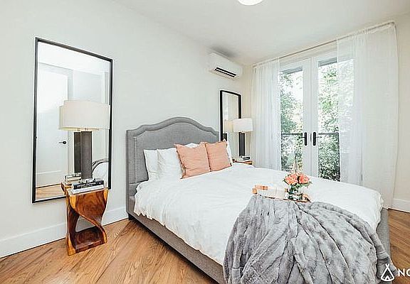 2nd image of 293 Fenimore St #3BB