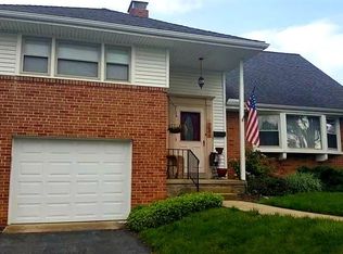 2406 Lasalle Dr, West Lawn, PA 19609